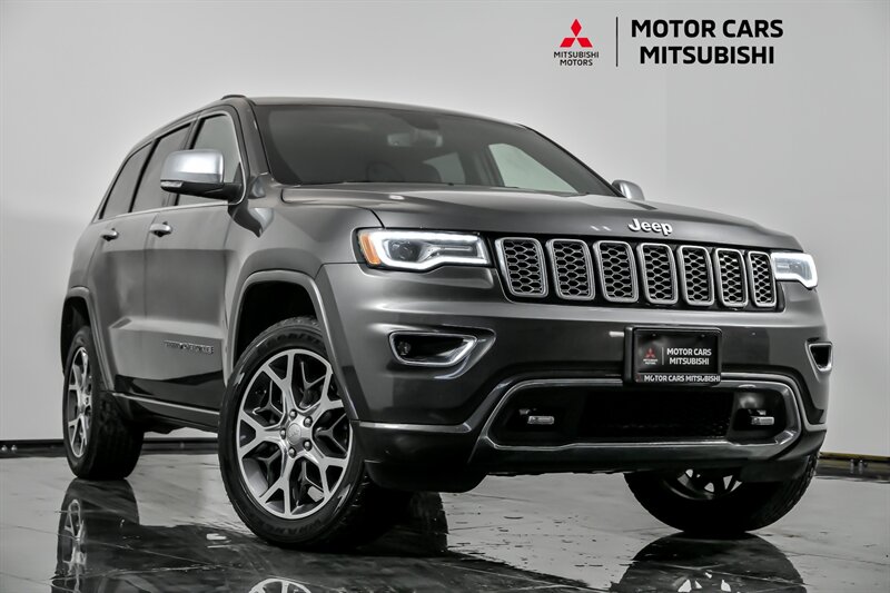 2019 Jeep Grand Cherokee Overland's photo