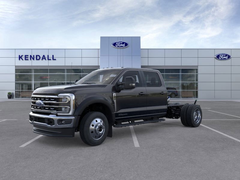 2026 Ford F-550 Super Duty Chassis Cab Lariat's photo