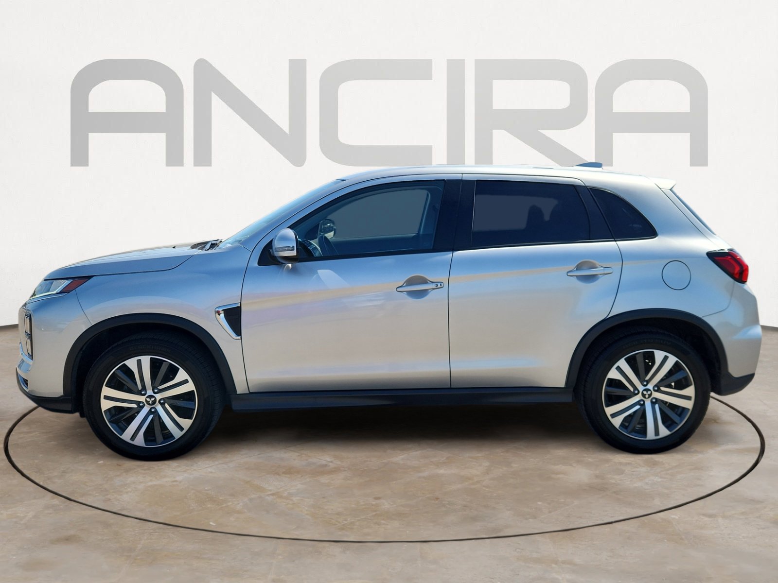 2024 Mitsubishi Outlander Sport SE photo 2