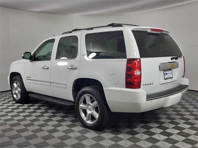 2011 Chevrolet Tahoe LTZ photo 3