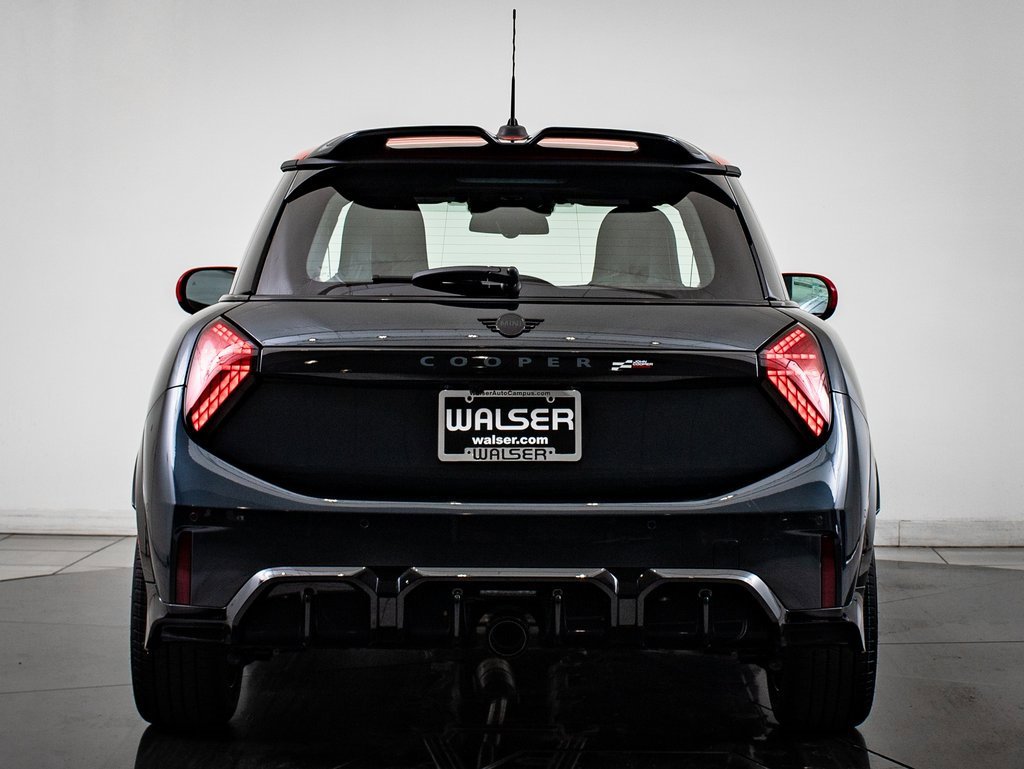 2025 Mini Cooper 2 Door Hardtop Iconic photo 7