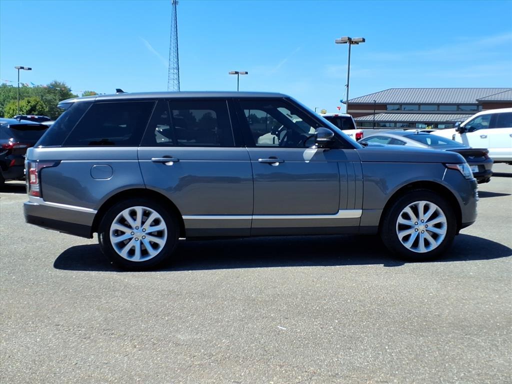 2016 Land Rover Range Rover HSE photo 21
