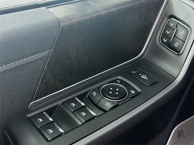 2025 Ford F-250 Lariat photo 14