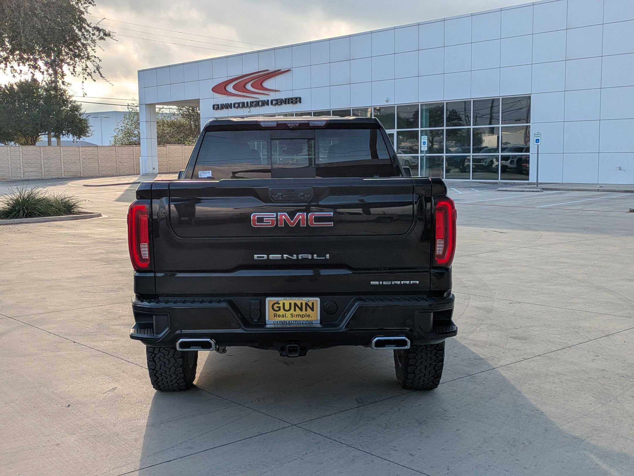 2023 Gmc Sierra 1500 Denali photo 4