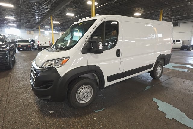 2025 Ram ProMaster 1500 Tradesman photo 2