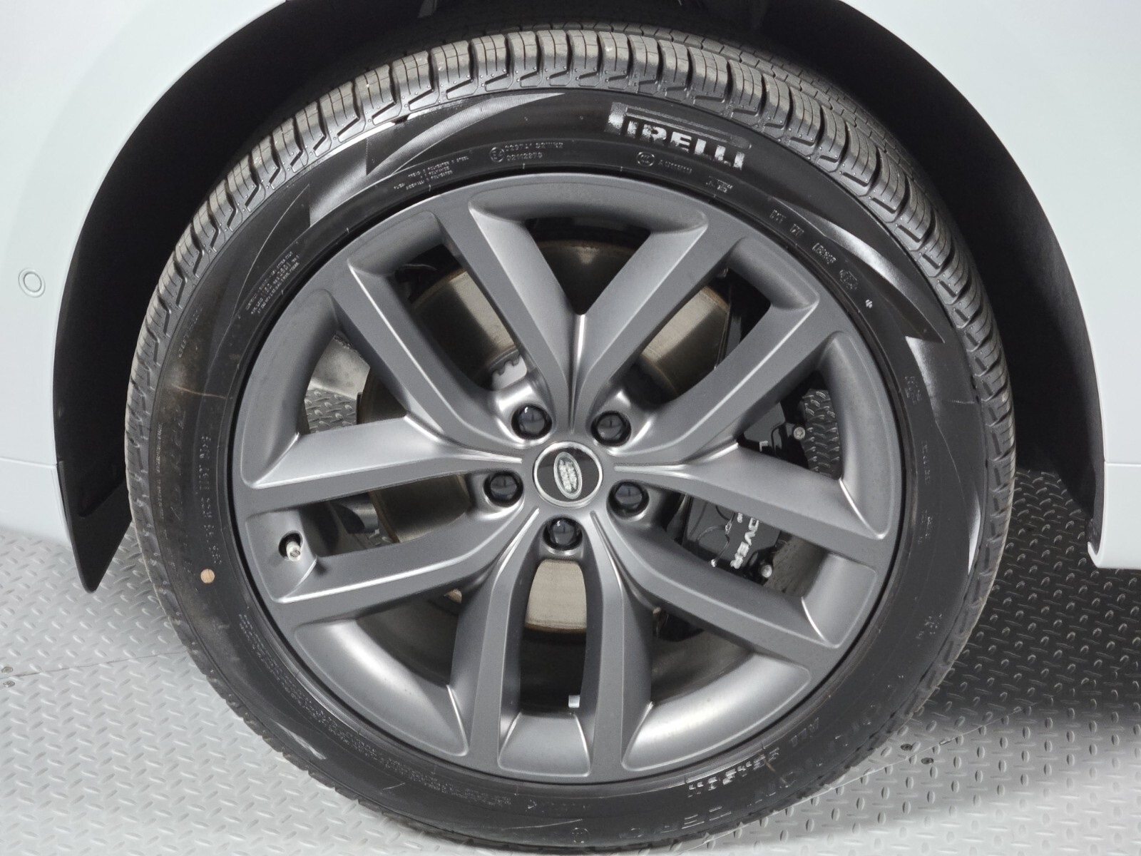 2025 Land Rover Range Rover Sport SE photo 9