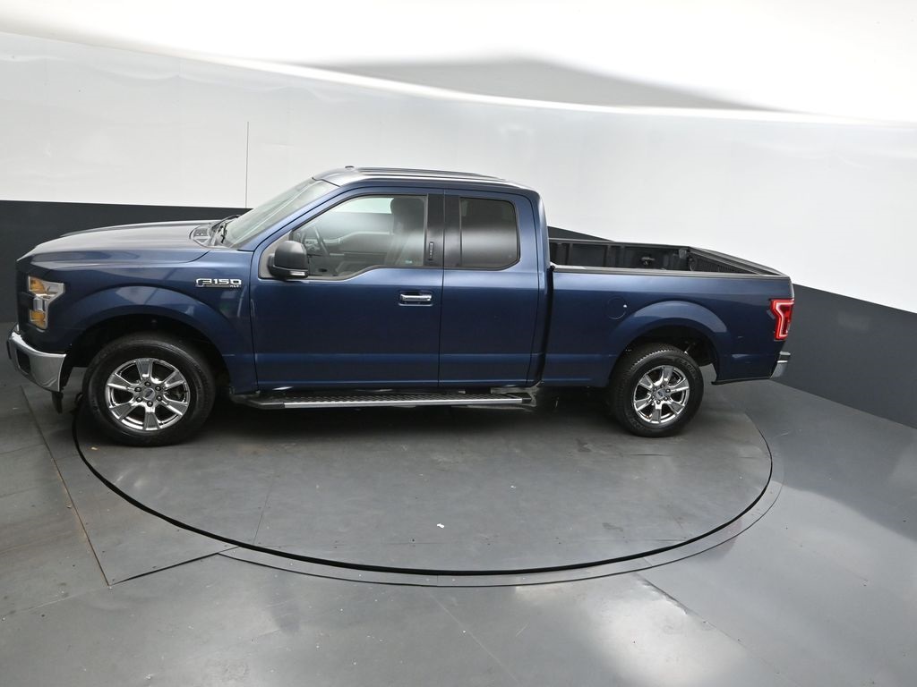 2017 Ford F-150 XLT photo 29