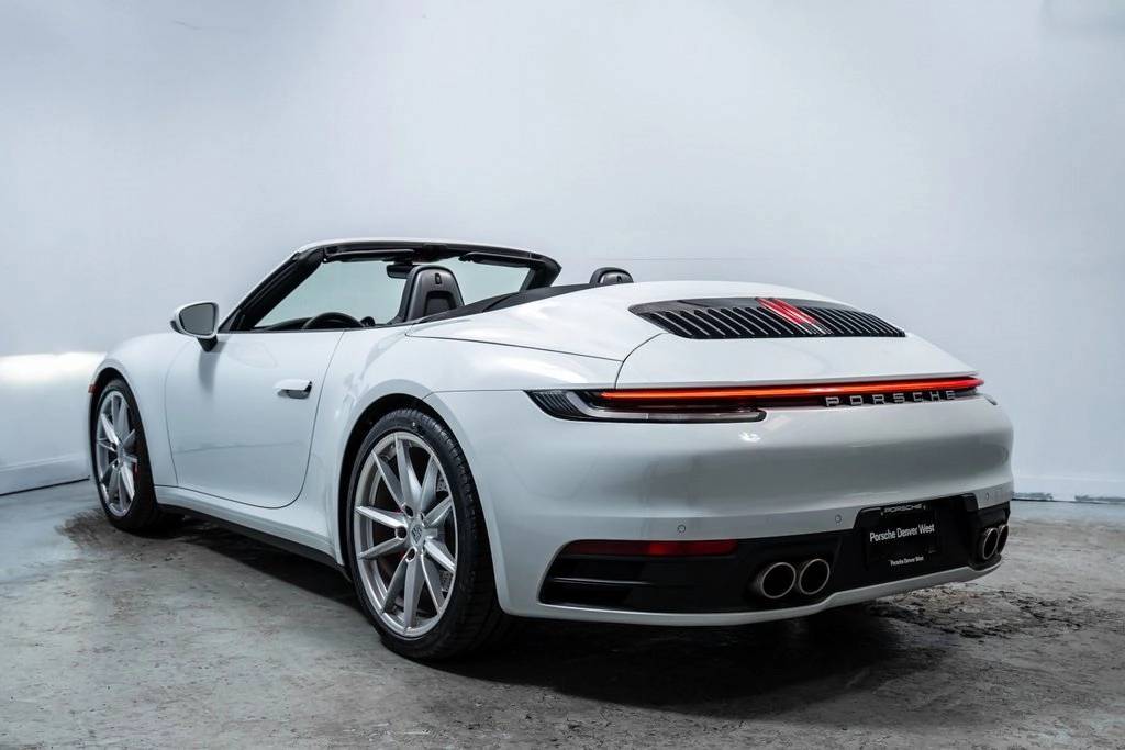 2022 Porsche 911 4S 4 GTS photo 3