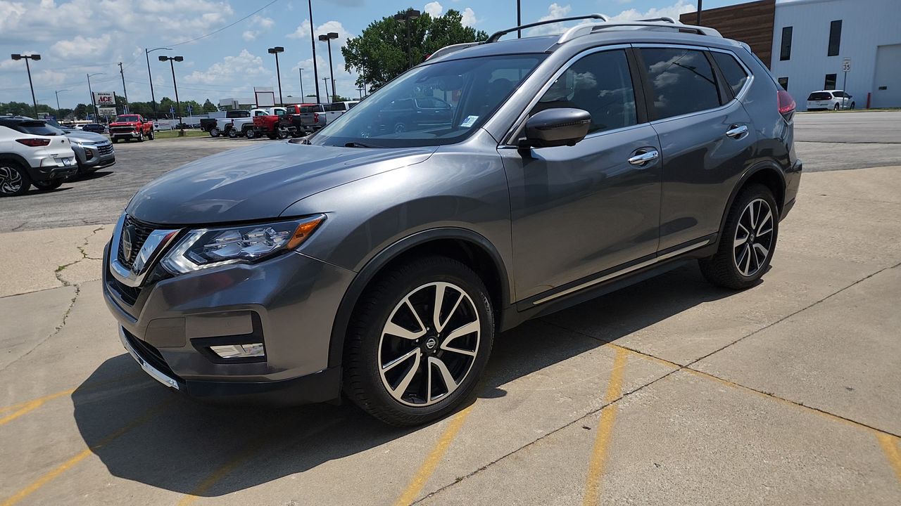 2020 Nissan Rogue SL photo 3