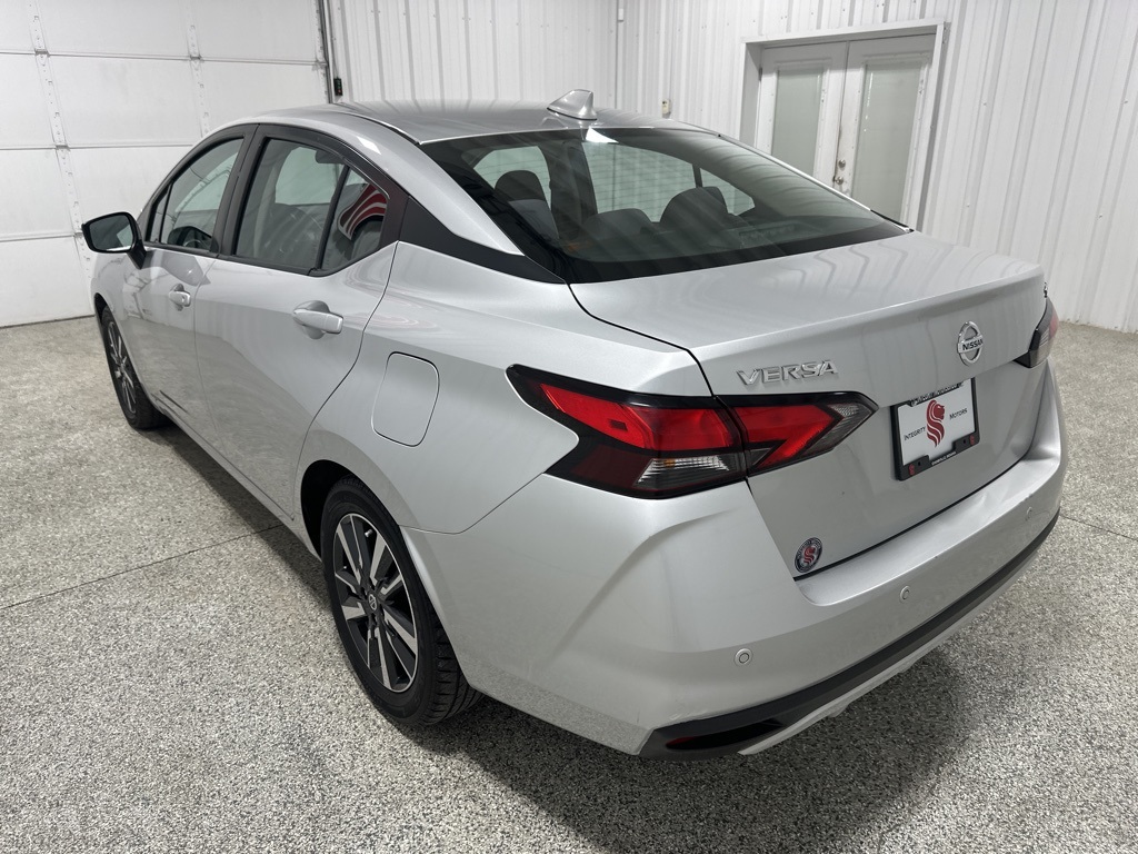 2021 Nissan Versa 1.6 SV photo 8