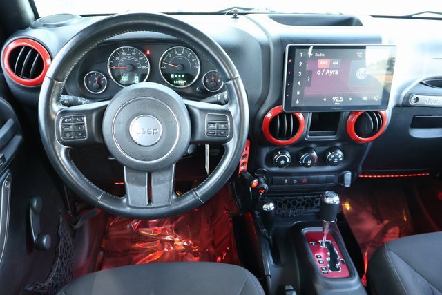 2015 Jeep Wrangler Unlimited Willys Wheeler photo 11