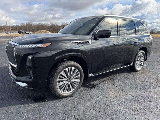 2025 INFINITI QX80 Sensory 4WD's photo