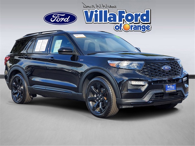 2023 Ford Explorer ST-LINE's photo
