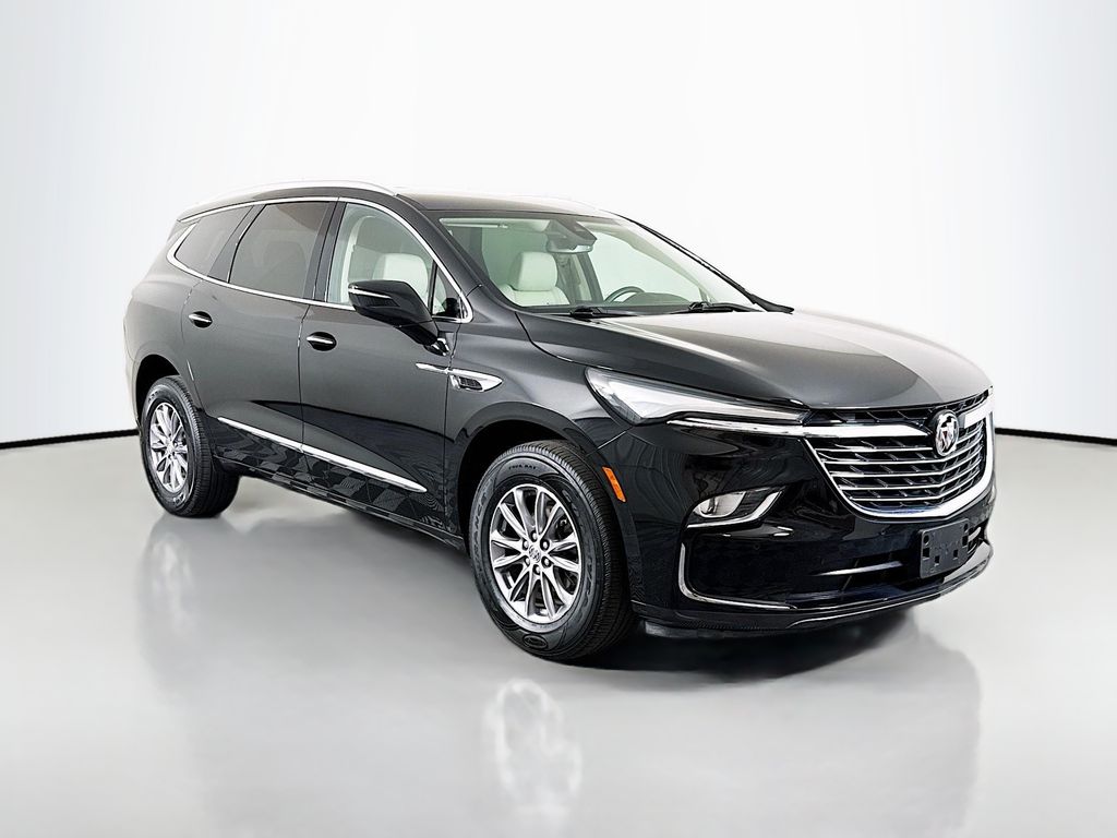 2023 Buick Enclave Essence's photo