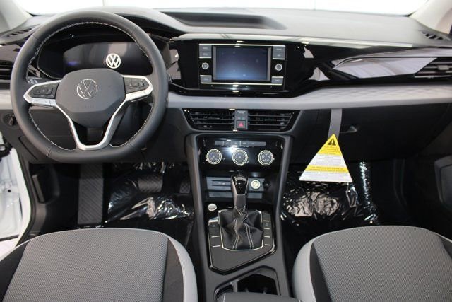 2024 Volkswagen Taos S photo 3