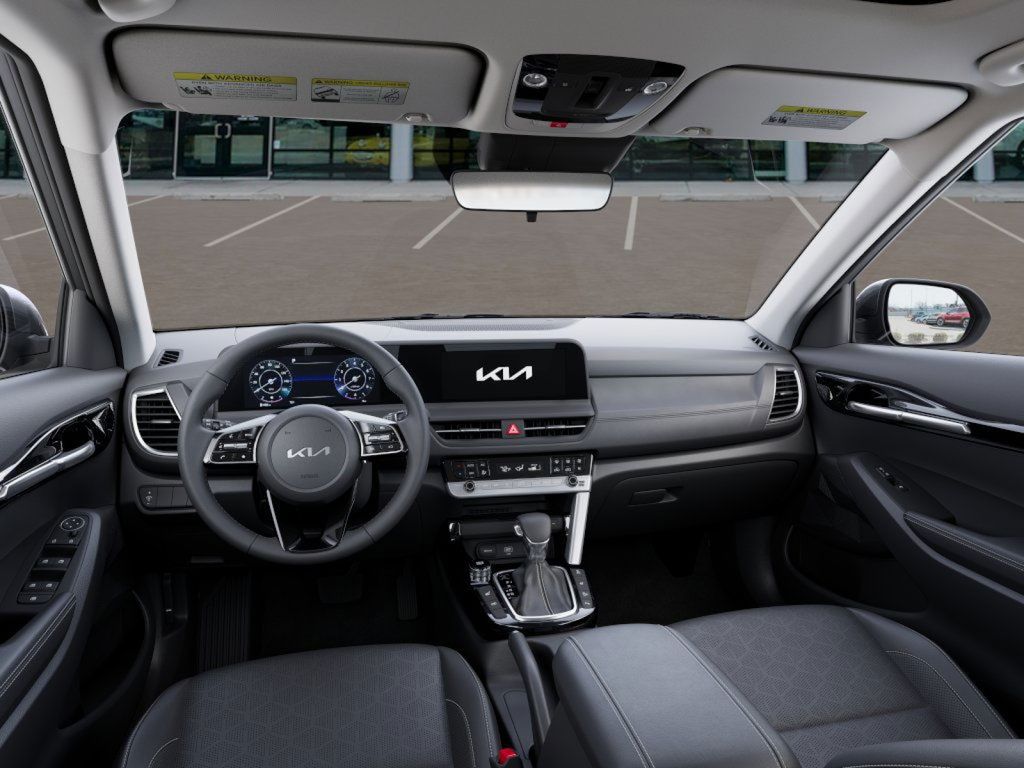 2025 Kia Seltos EX photo 8