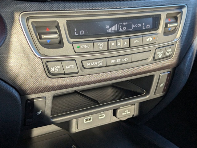 2025 Honda Ridgeline RTL photo 17