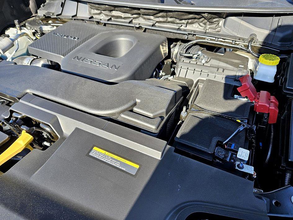 2025 Nissan Murano SV photo 17