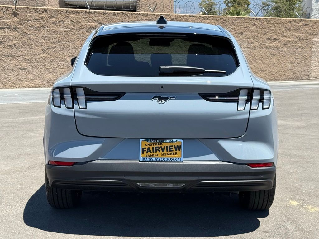 2025 Ford Mustang Mach-E Premium photo 3