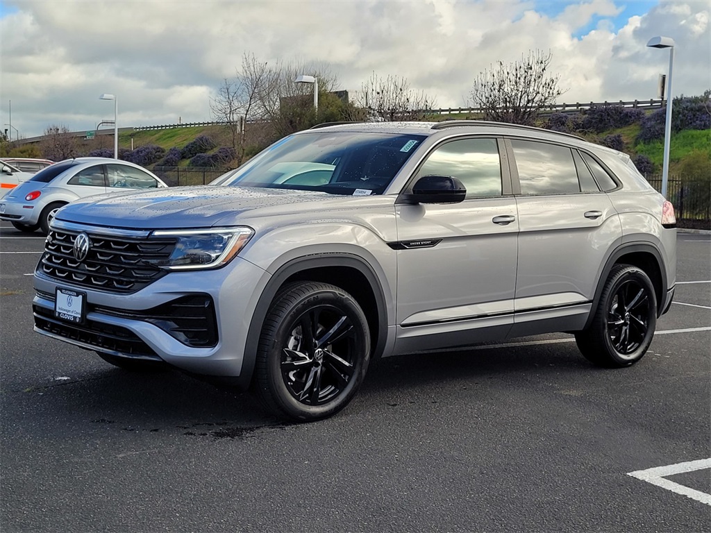 2025 Volkswagen Atlas Cross Sport SEL R-Line photo 4