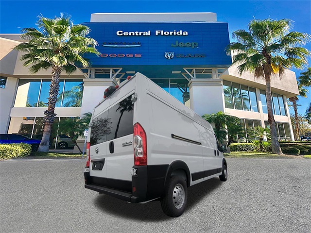 2023 Ram ProMaster 2500 photo 4