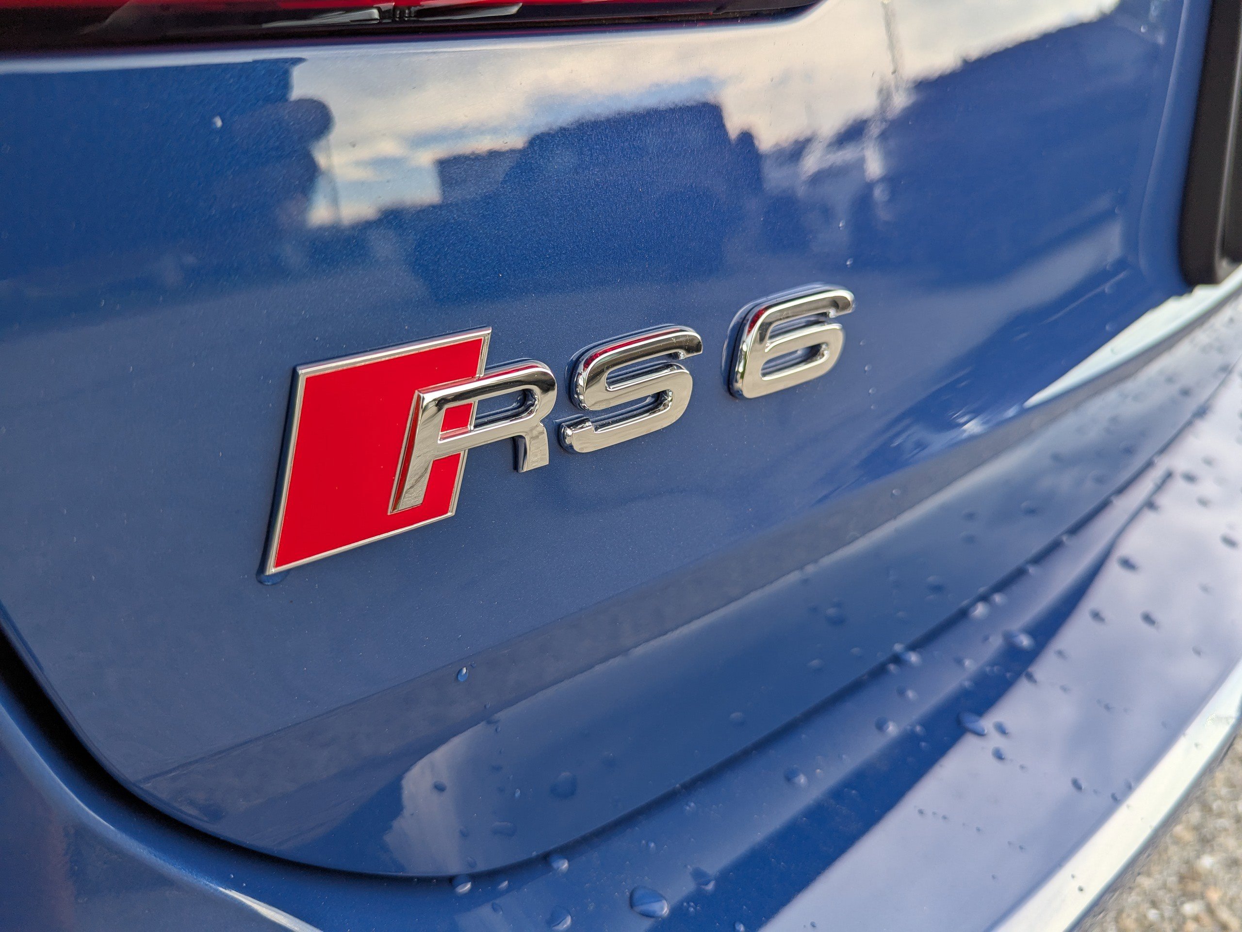 2024 Audi RS 6 Avant Performance photo 11