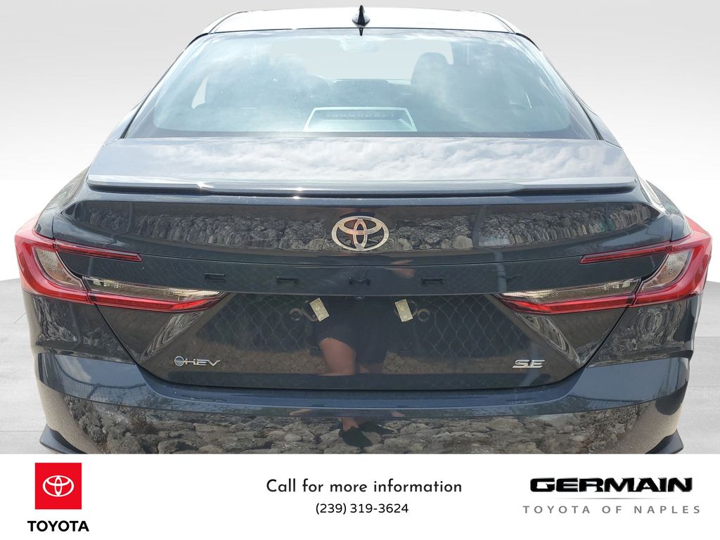 2025 Toyota Camry SE photo 6