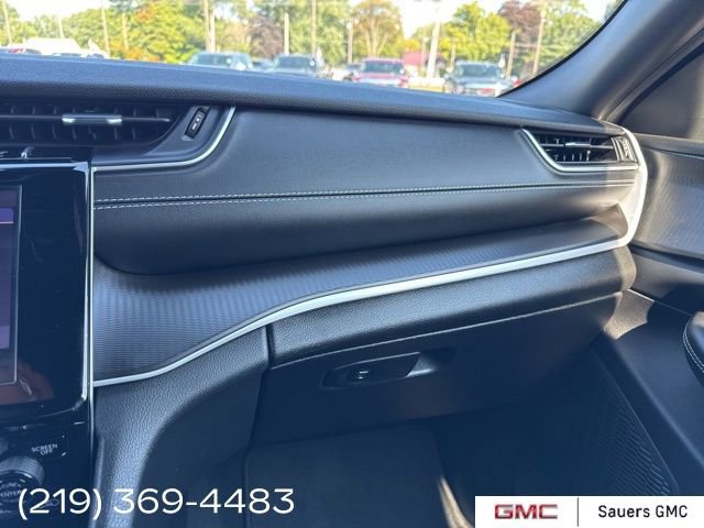 2023 Jeep Grand Cherokee Laredo Altitude photo 15