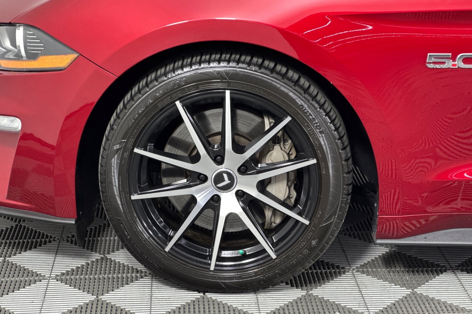 2019 Ford Mustang GT photo 23