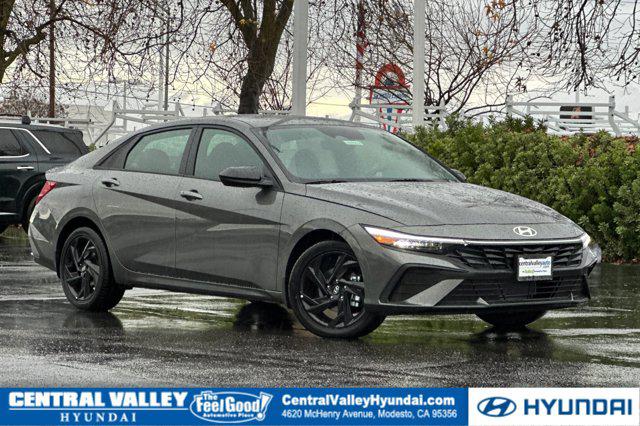 2026 Hyundai Elantra SEL's photo