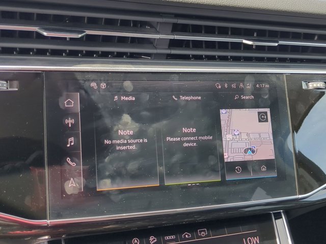 2024 Audi Q7 45 Premium Plus photo 4