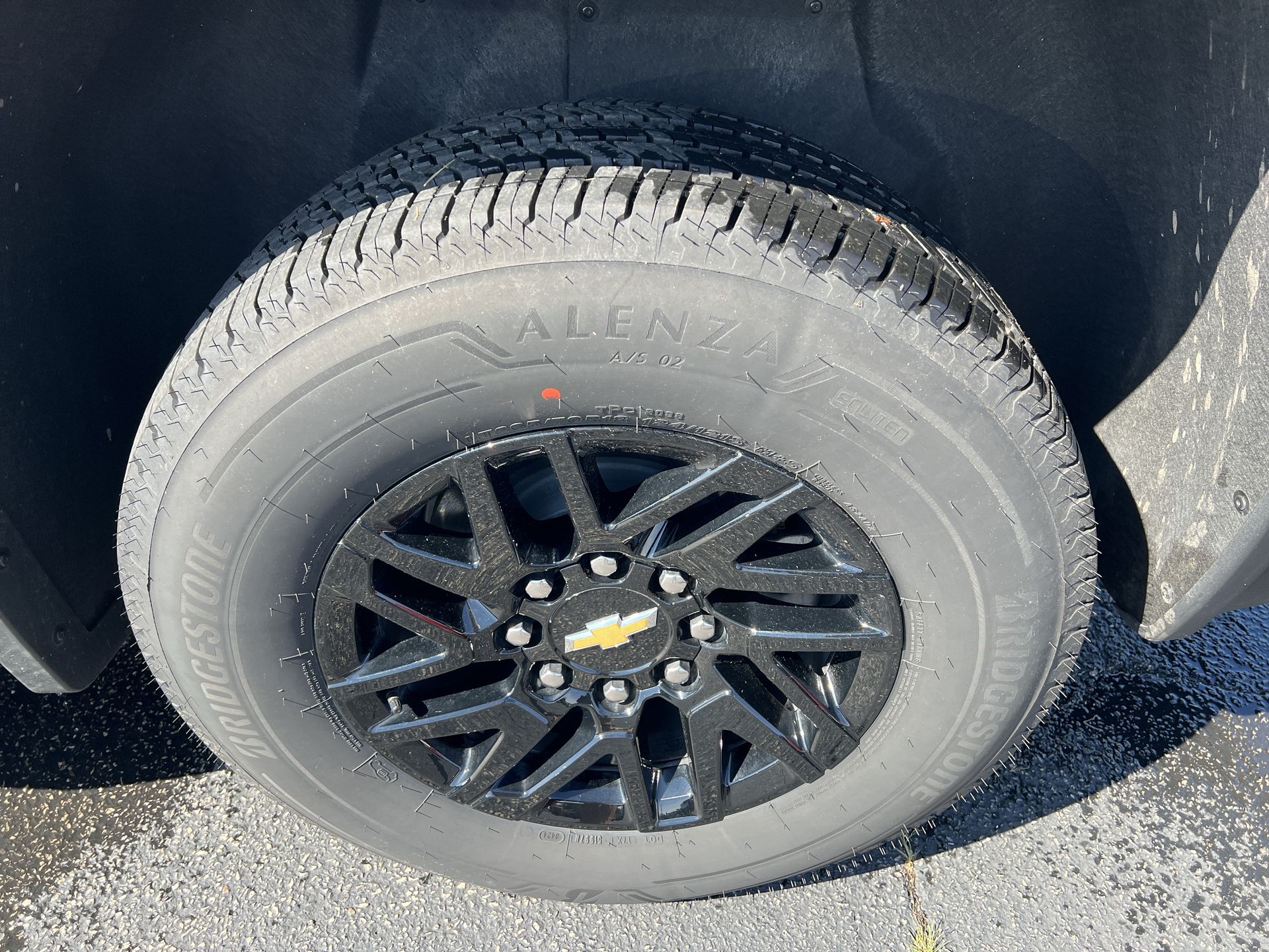 2024 Chevrolet Silverado EV Work Truck photo 4