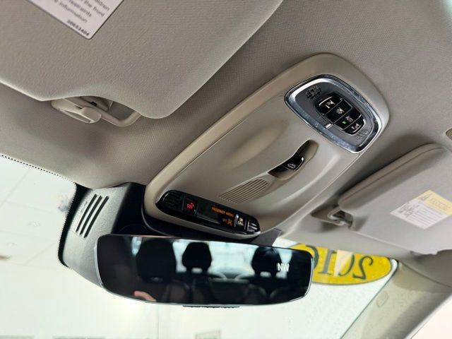 2016 Volvo XC90 T6 Momentum photo 51