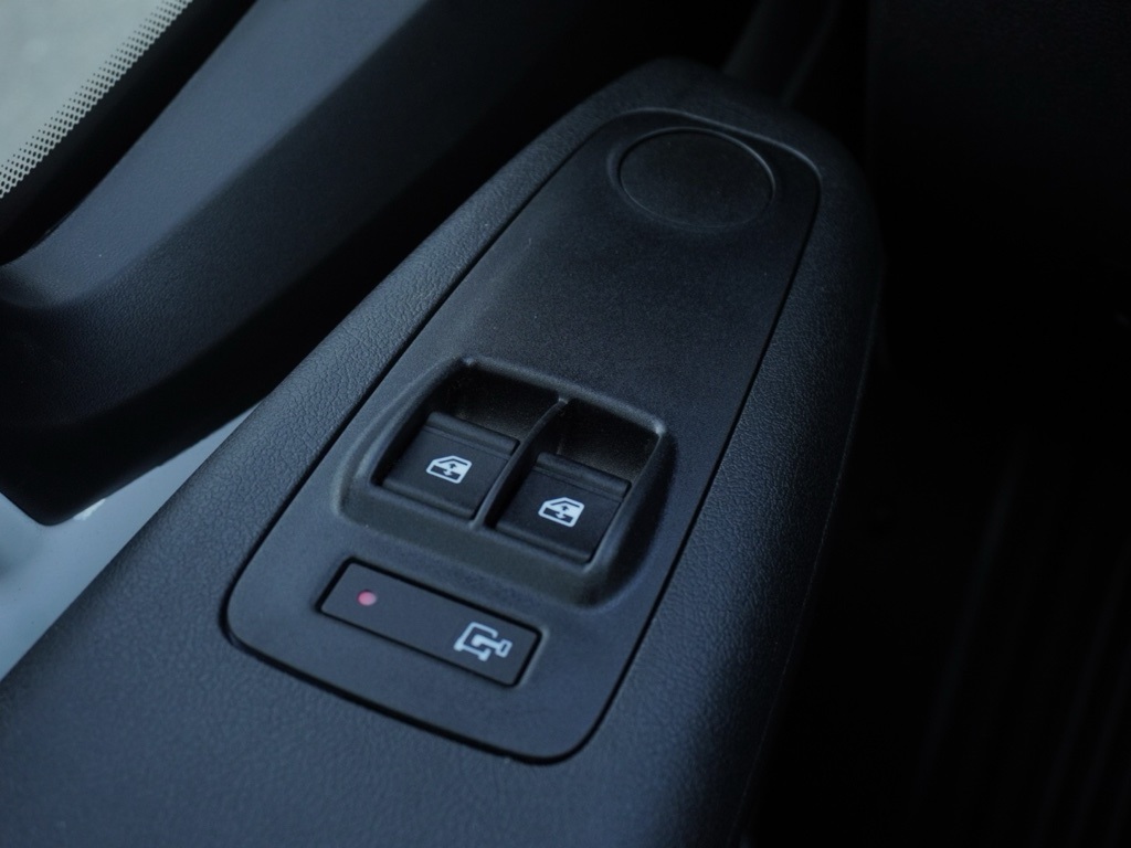 2025 Ram ProMaster 2500 Cargo Van photo 9
