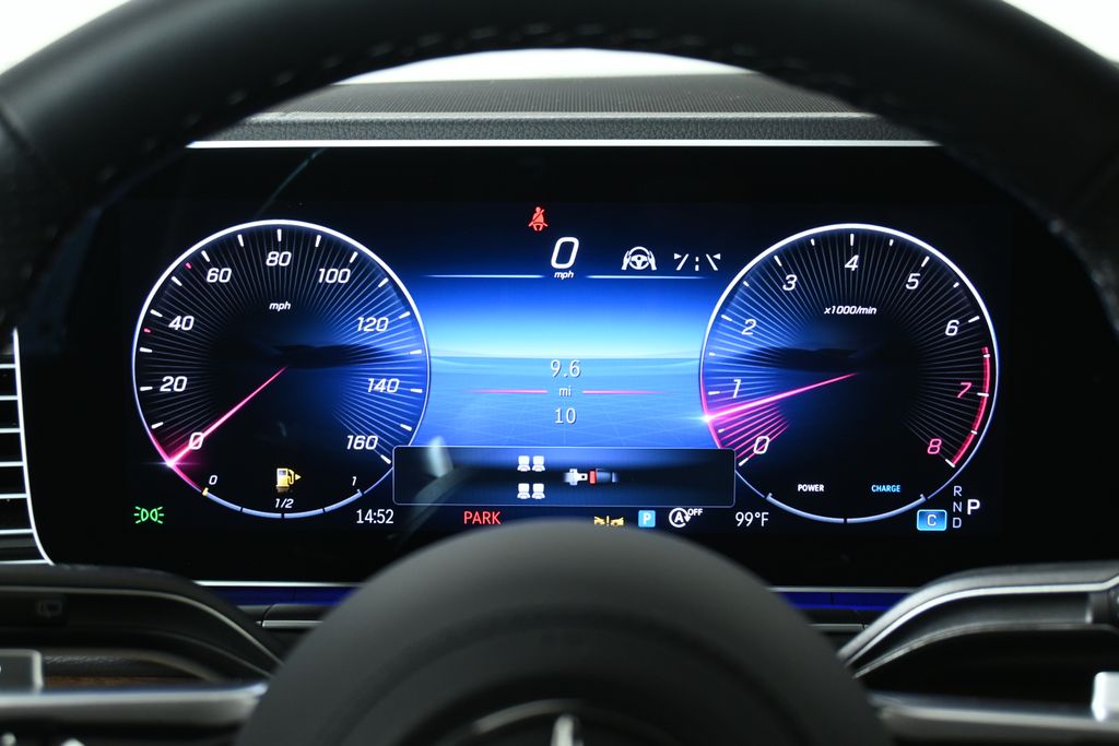 2025 Mercedes Benz GLS 450 4MATIC photo 14