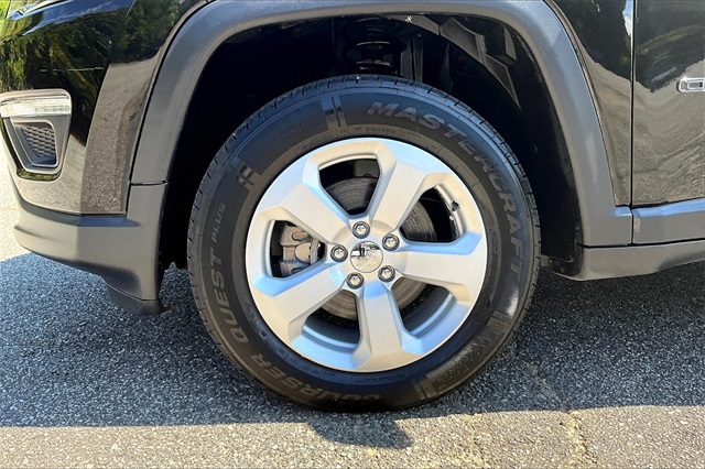 2020 Jeep Compass Latitude photo 30