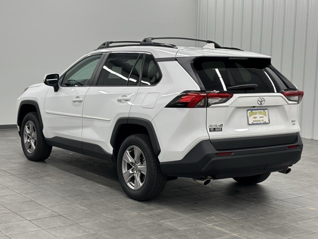 2024 Toyota RAV4 XLE photo 4