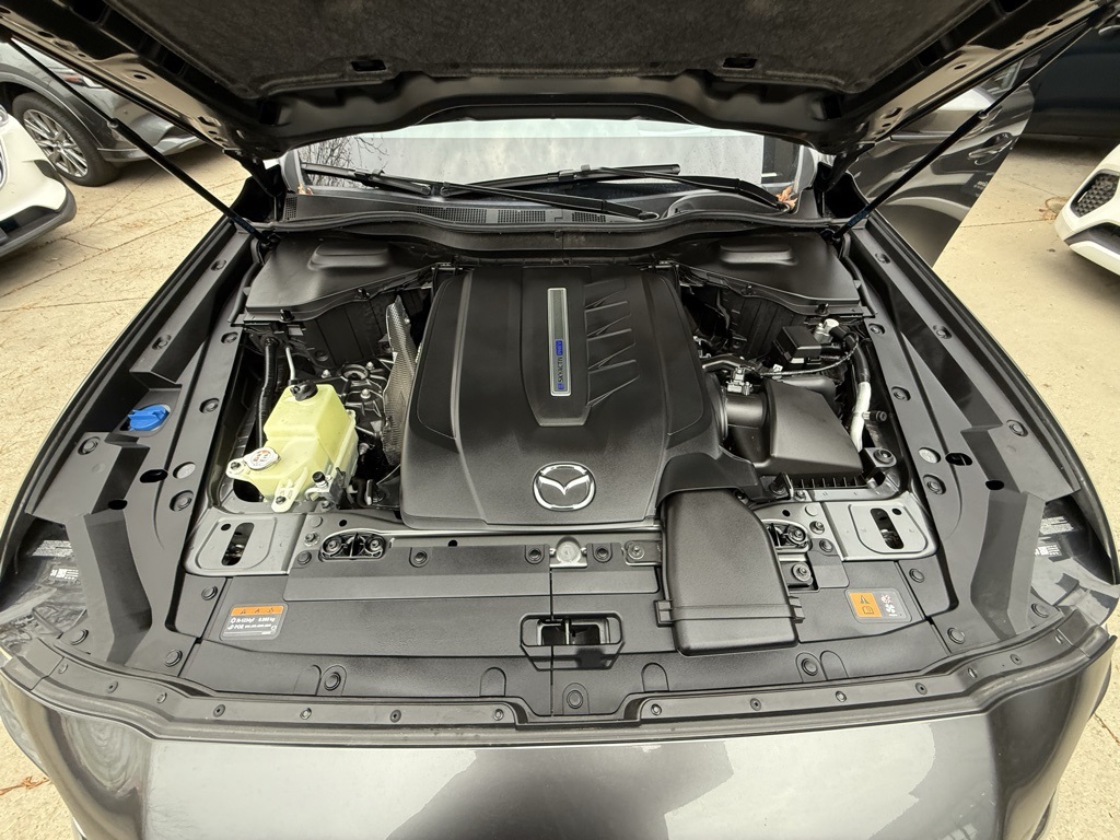 2024 Mazda CX-90 Plug-in Hybrid Premium photo 3