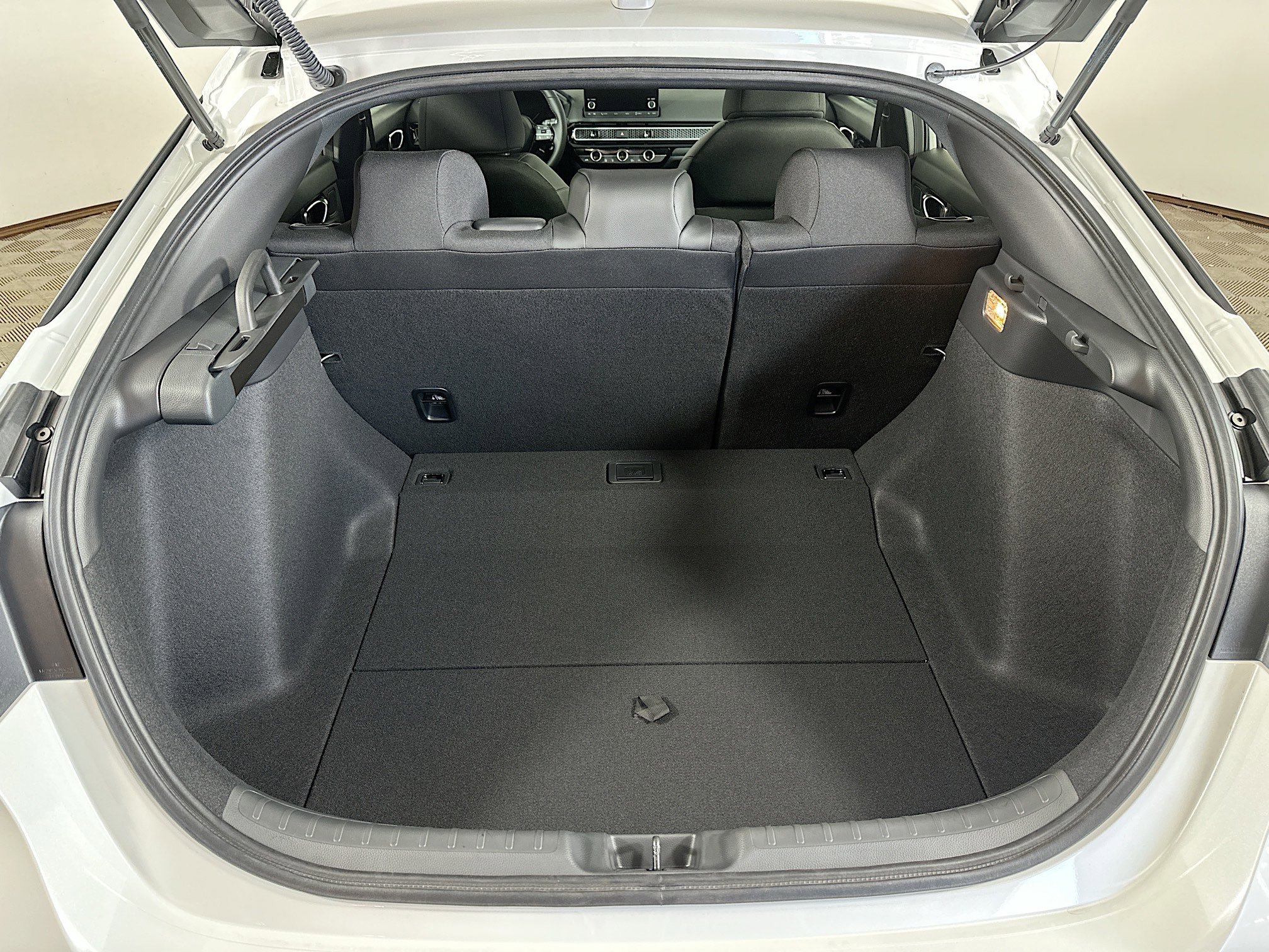 2026 Honda Civic Hatchback Sport Hybrid photo 25