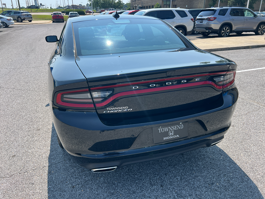 2023 Dodge Charger SXT photo 3