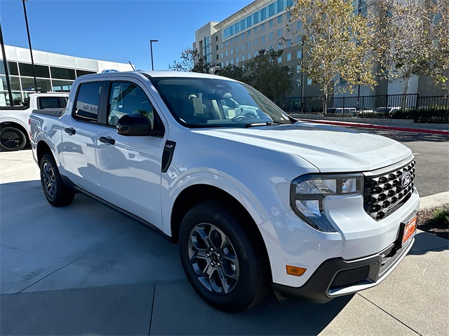 2025 Ford Maverick XLT's photo