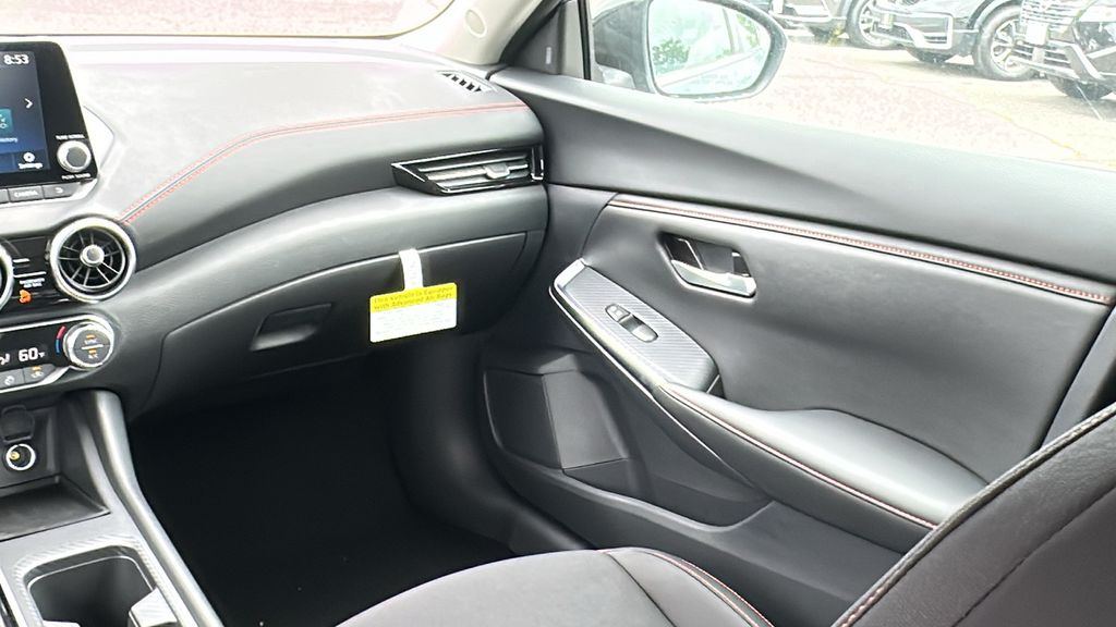 2025 Nissan Sentra SR photo 24