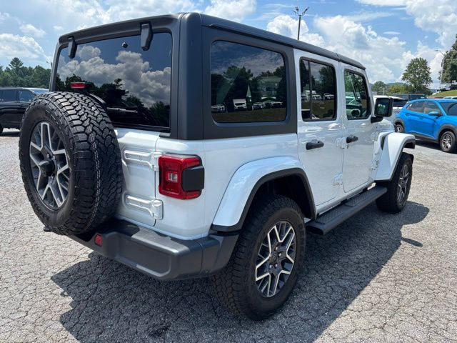 2024 Jeep Wrangler Sahara photo 8
