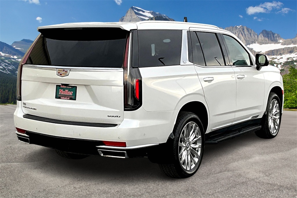 2023 Cadillac Escalade Premium Luxury photo 2