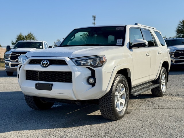 2016 Toyota 4Runner SR5 Premium photo 2
