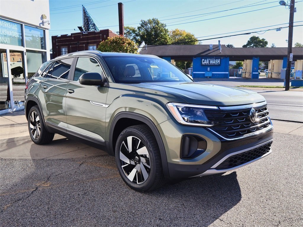 2026 Volkswagen Atlas Cross Sport SEL photo 4