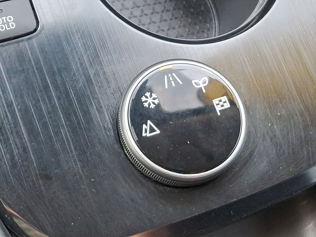 2023 Nissan Rogue SV photo 21