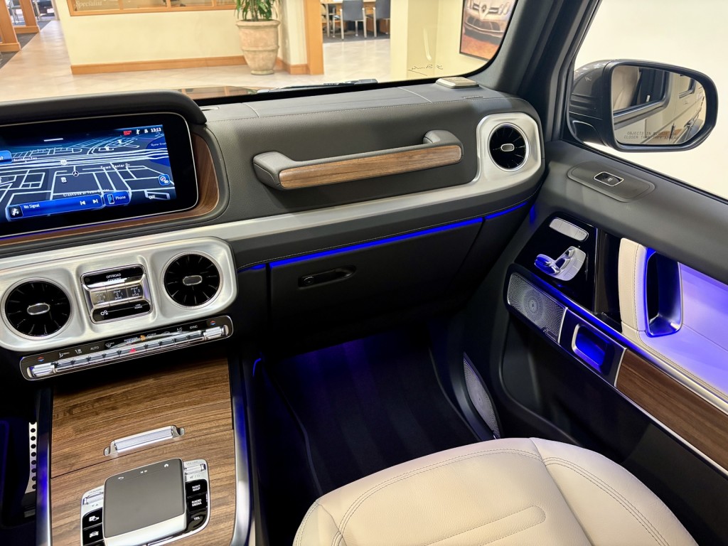2025 Mercedes Benz G 550 photo 10