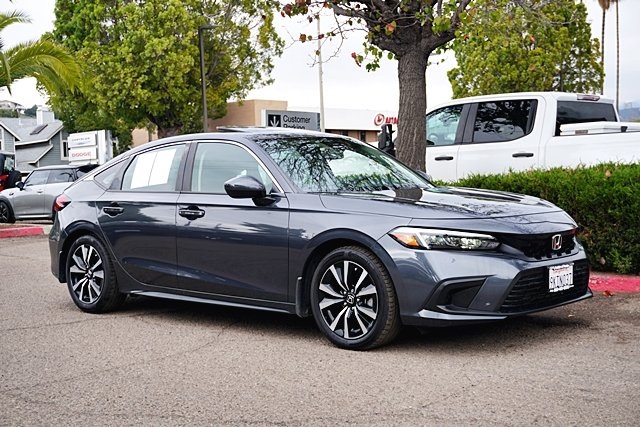 Used 2024 Gray Honda EX-L image 5