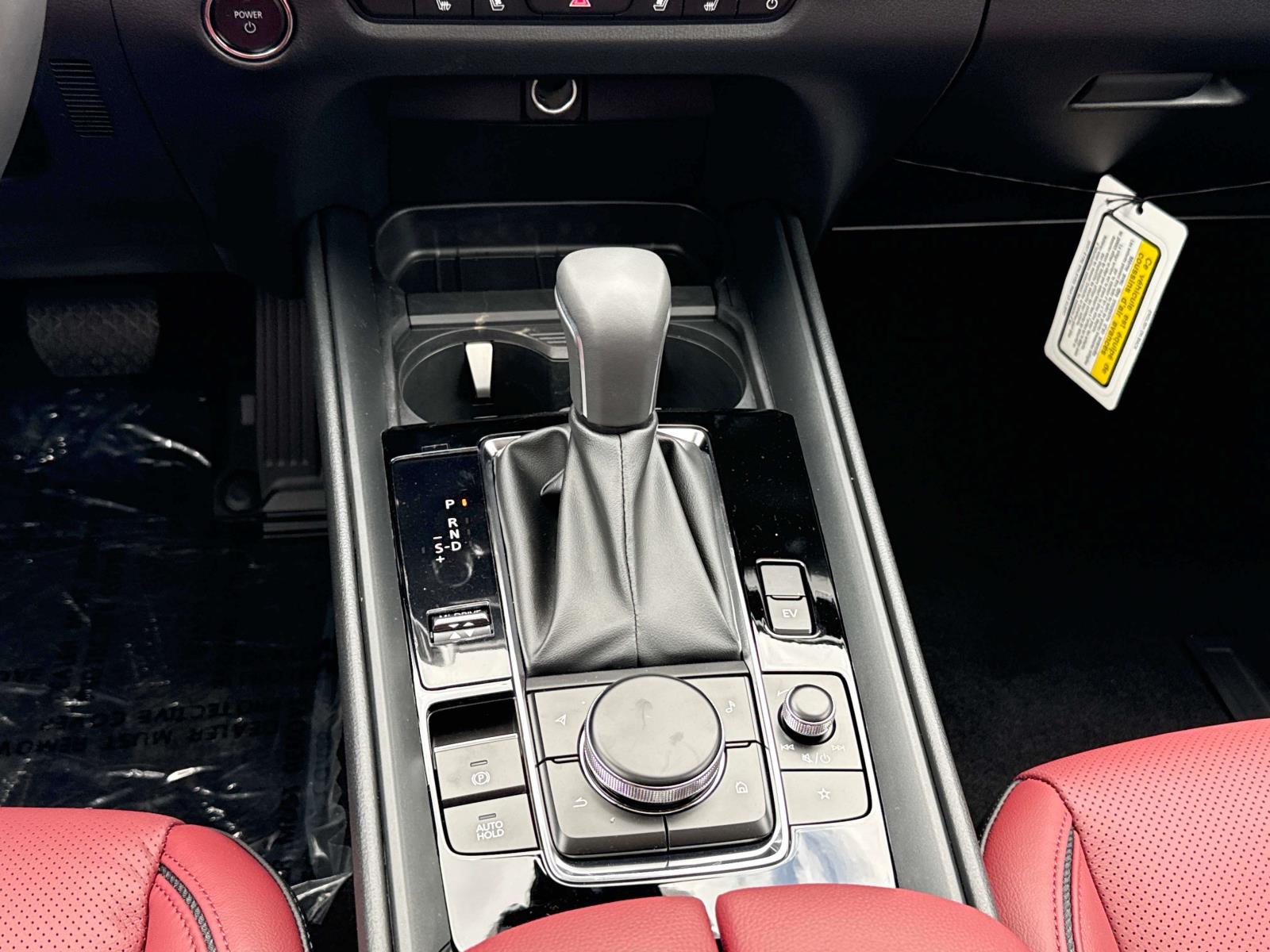2025 Mazda CX-50 Premium Plus photo 6